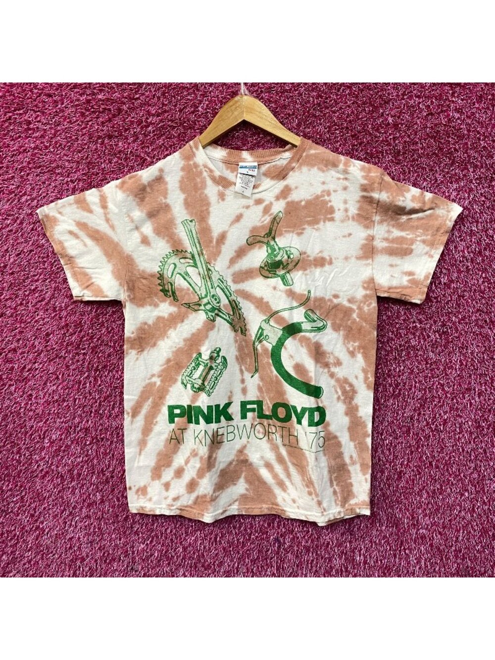 Pink Floyd at Knebworth 75 Rock Show Tie Dye T-Shirt Small